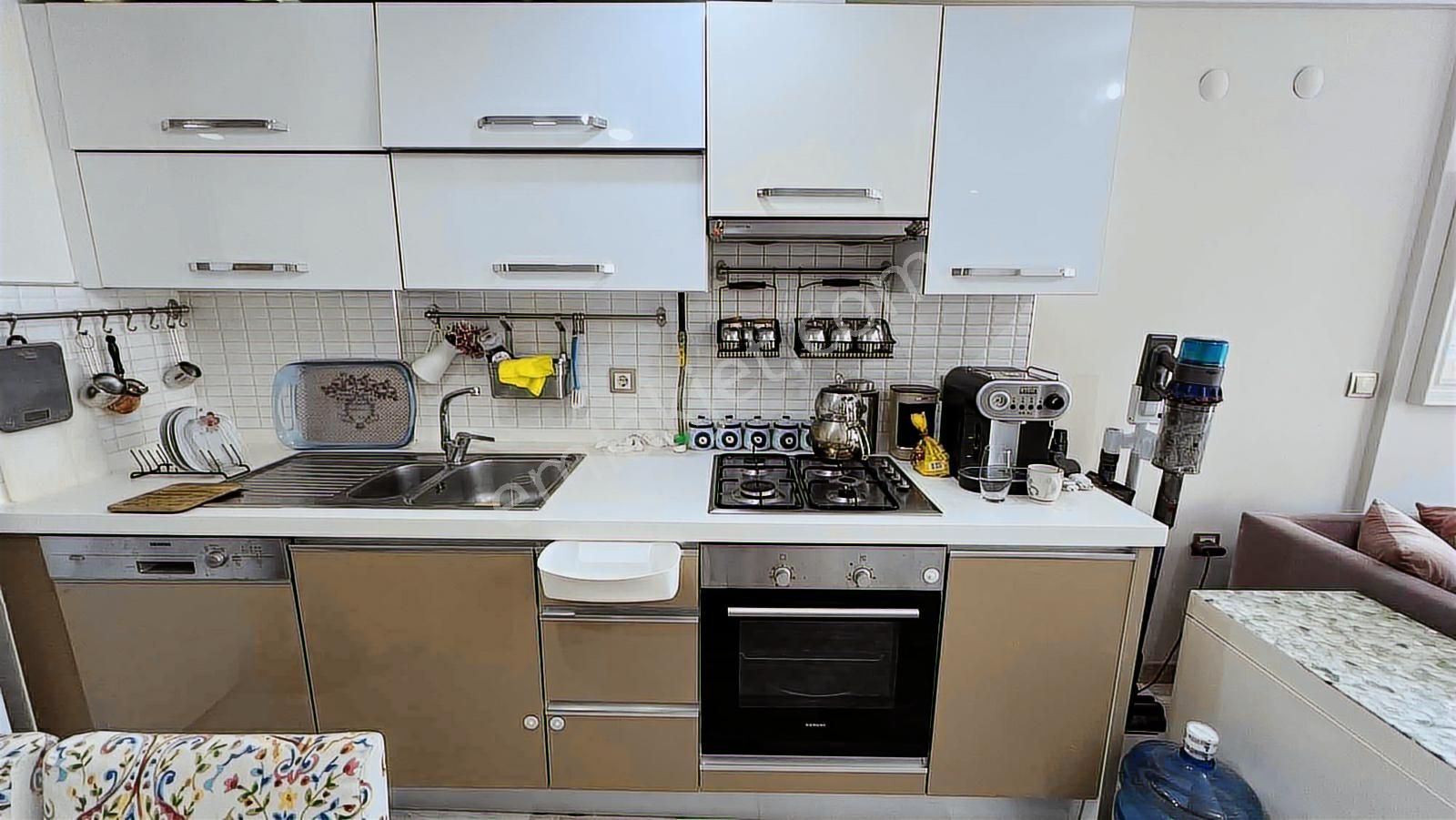 Bornova Veranova Sitesi'nde 2+1 Satılık Bahçeli Dubleks Daire - Görsel 20