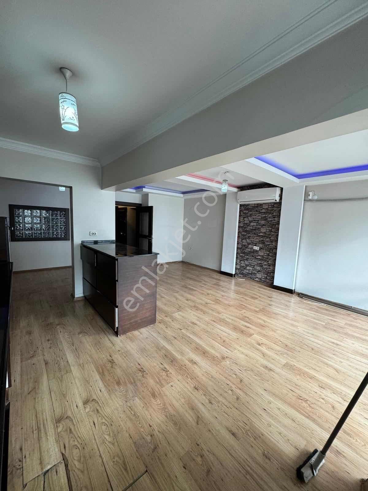 Poligon İnönü Caddesi Üzerinde Satılık 3+1 Daire - Görsel 3