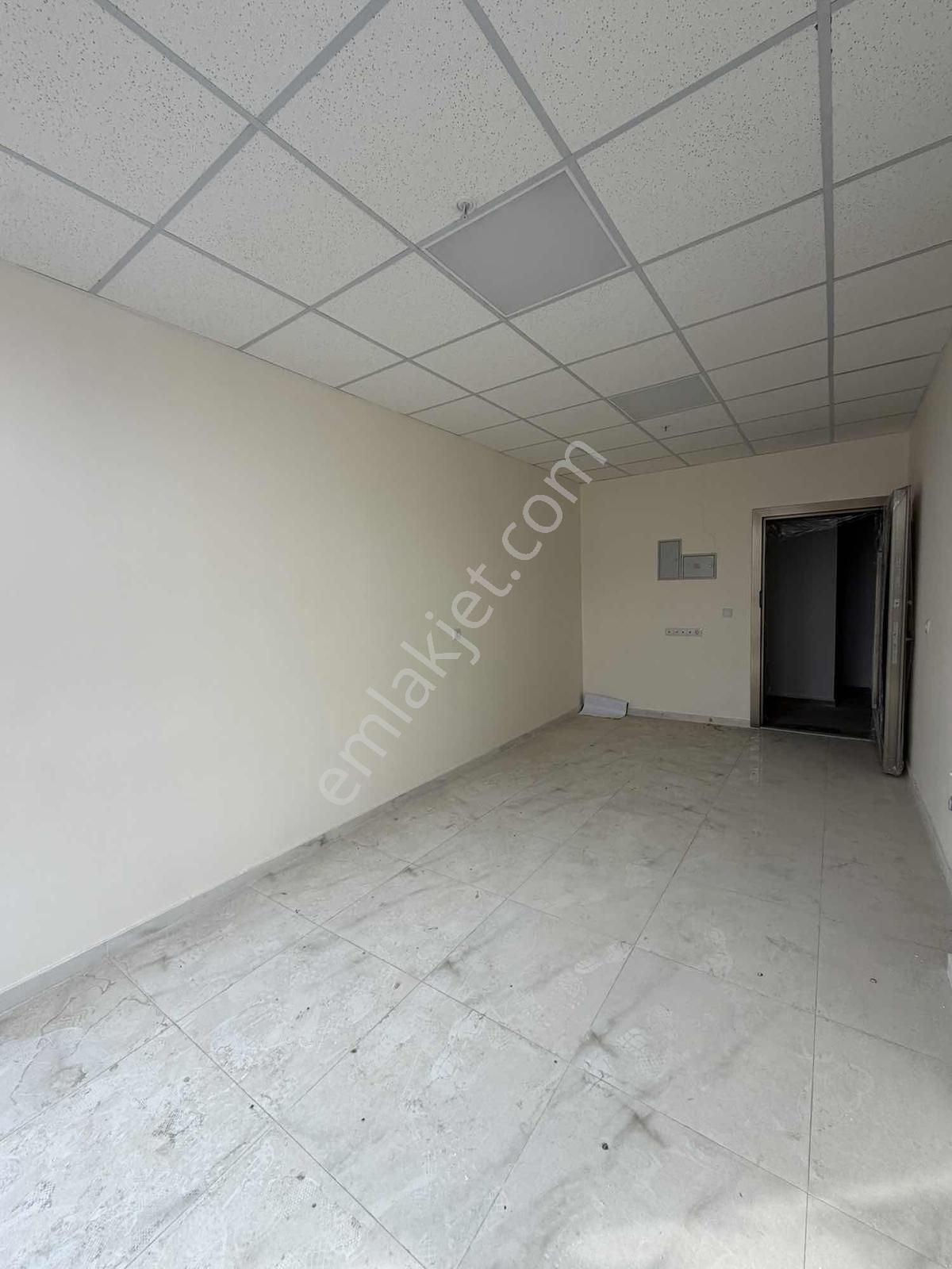 Sürşen Premium Group'dan Suriçi Çarşısında Mükemmel Ofis ! - Görsel 8