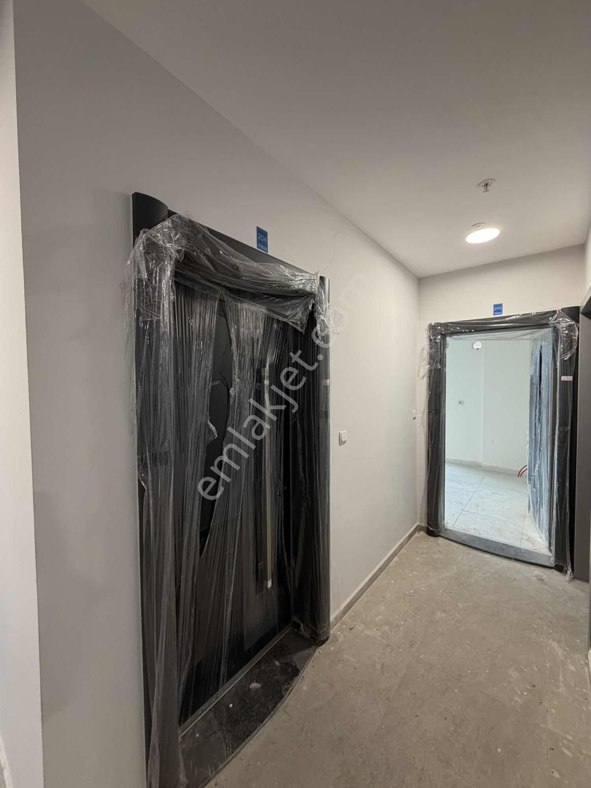 Sürşen Premium Group'dan Suriçi Çarşısında Mükemmel Ofis ! - Görsel 2