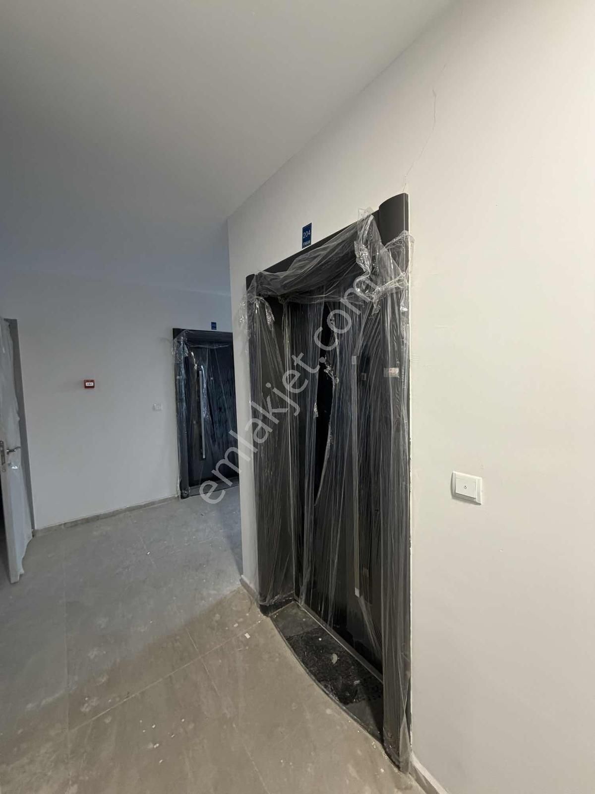 Sürşen Premium Group'dan Suriçi Çarşısında Mükemmel Ofis ! - Görsel 9