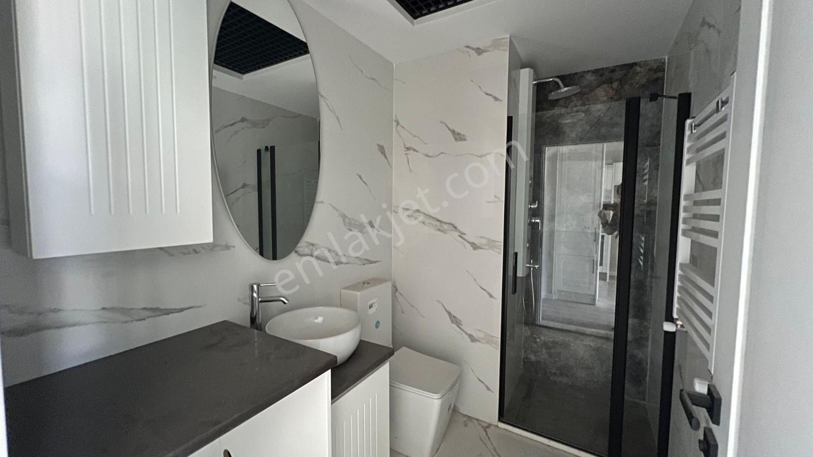 İnci Premium'da Deniz Manzaralı Satılık 1+1 Daire - Görsel 8