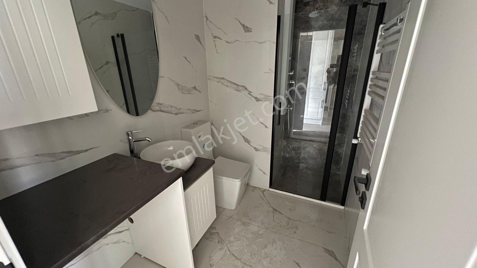 İnci Premium'da Deniz Manzaralı Satılık 1+1 Daire - Görsel 9