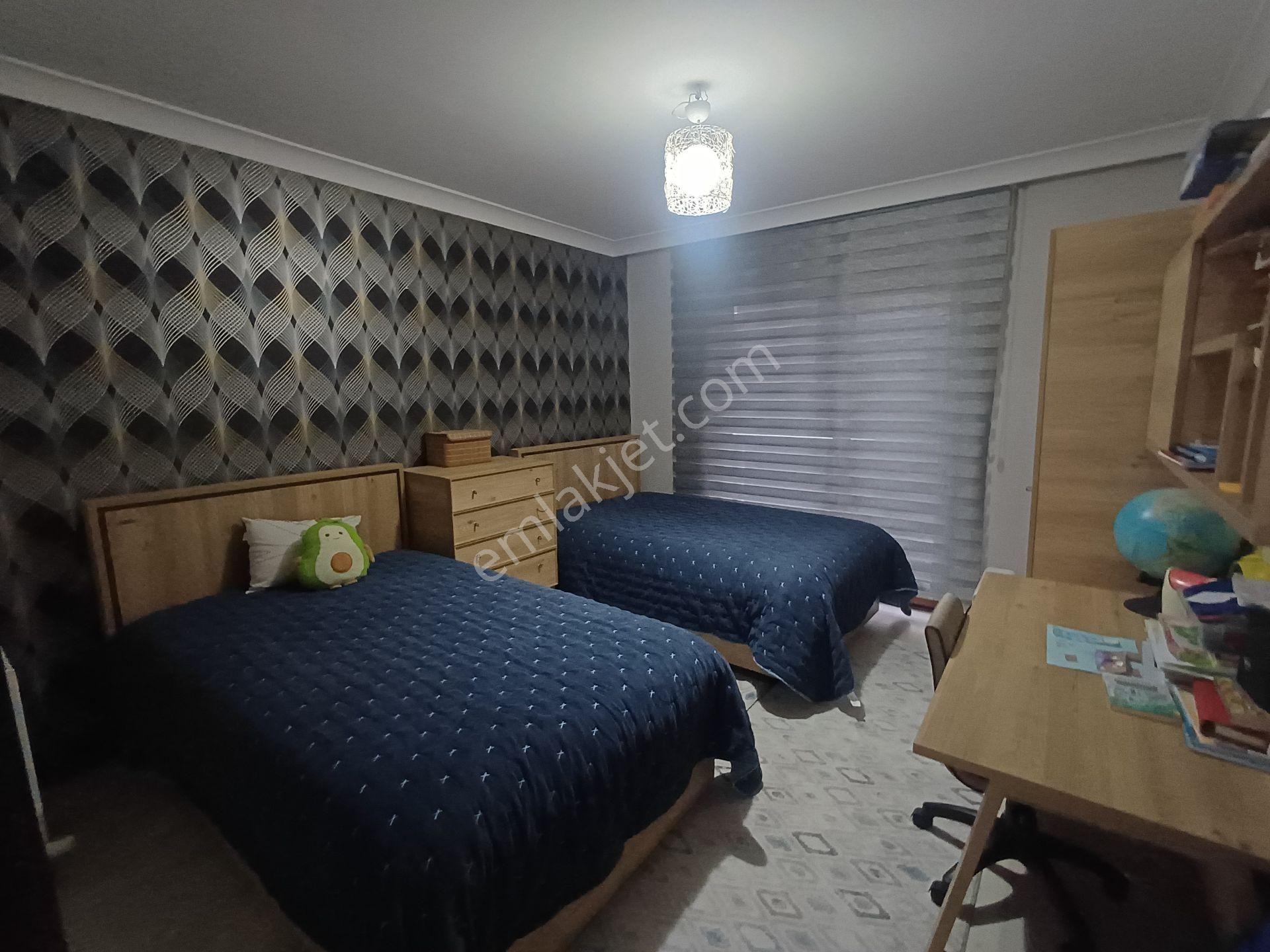 Selçuklu Mah.de Site İçerisinde 145 M2 Lüks Yapılı 3+1 Daire - Görsel 18