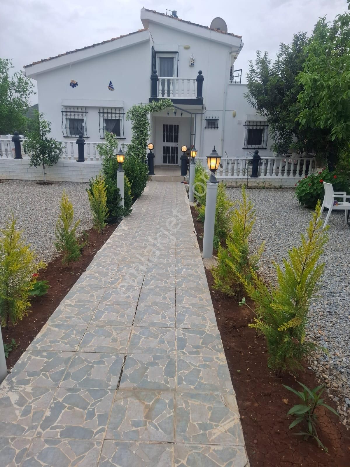 Didim / Yeşiltepede 700 M2 Arsa İçinde Full Eşyalı Satılık Fırsat Villa