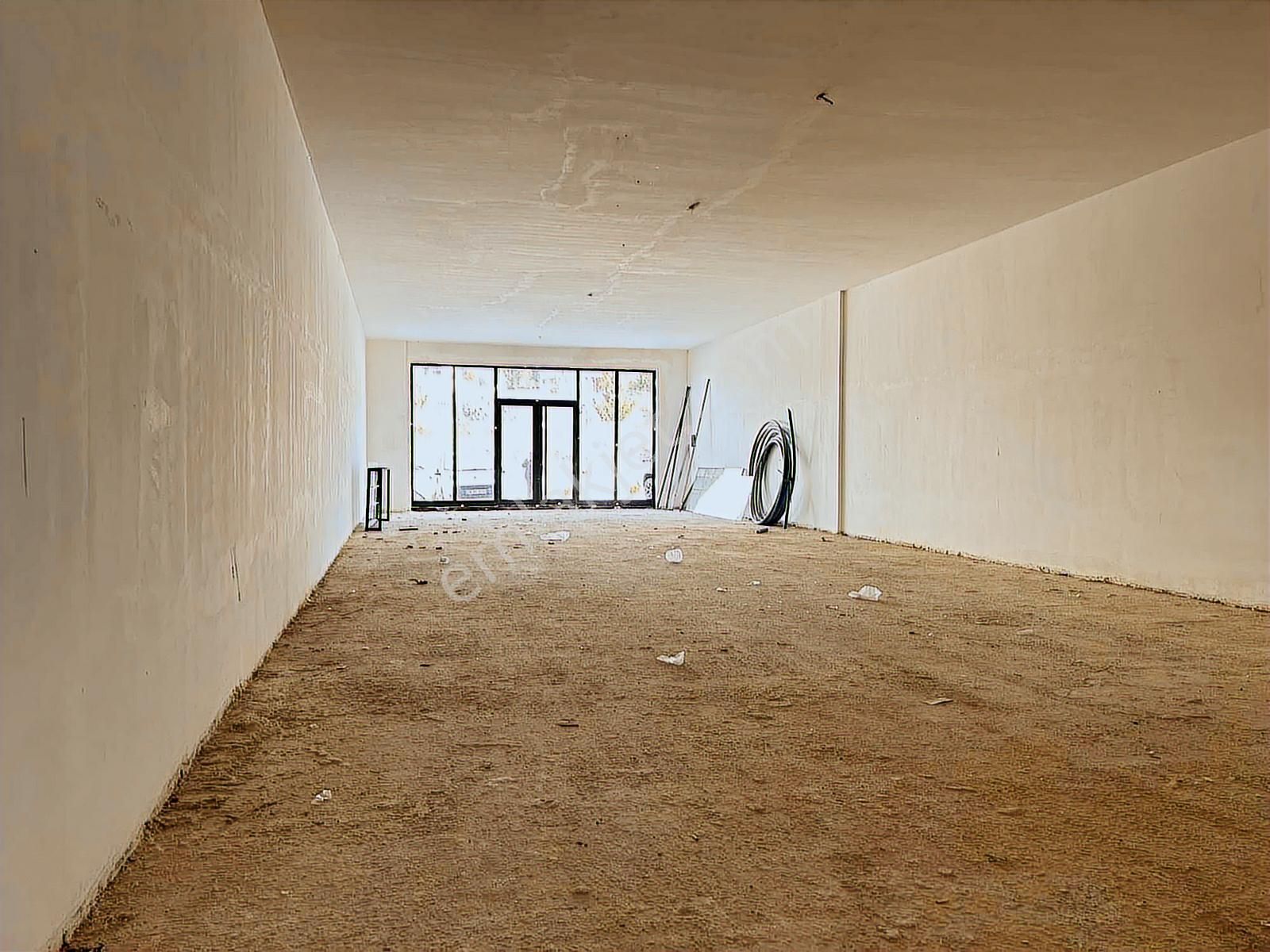 Türk Konut Bulv. Yük. Tabela Değeri 350 M2 Kiralık Depolu Dükkan - Görsel 8