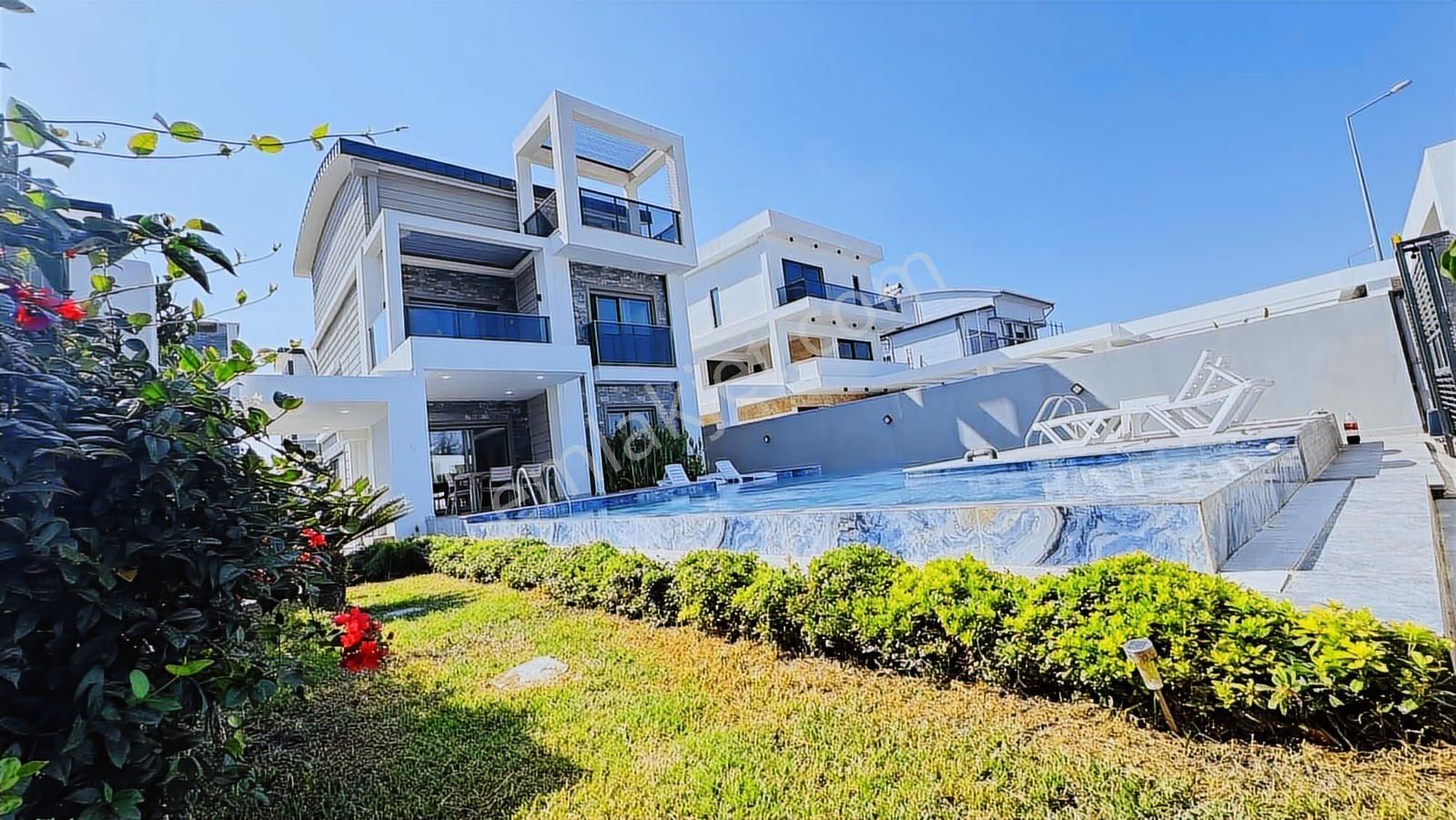 -acil- Antalya Kadriye'de Lüks 5+1 Satılık Villa - Görsel 11