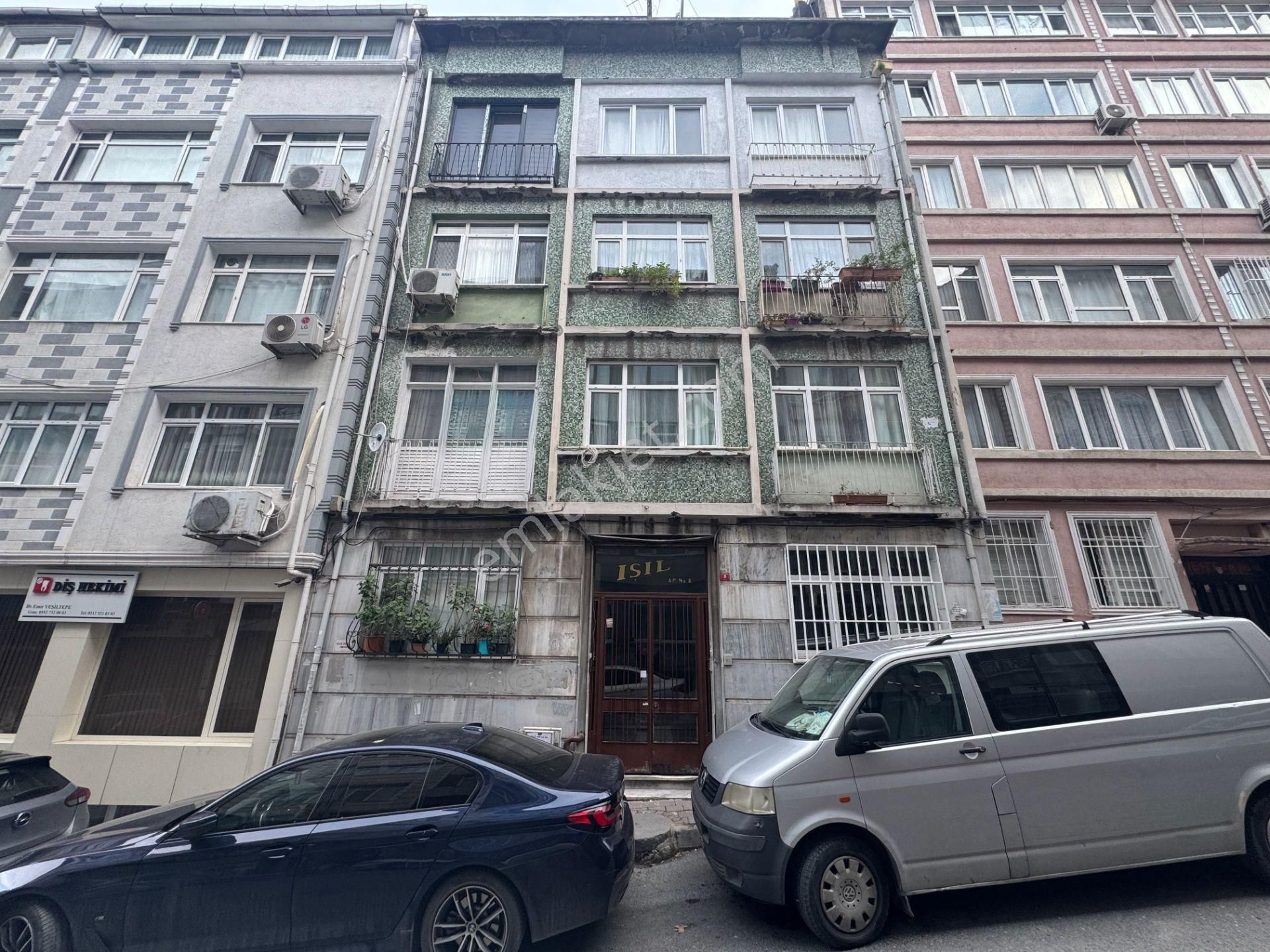 Turyap' Tan Fındıkzade Tramvayına Çok Yakın Satılık Boş Daire