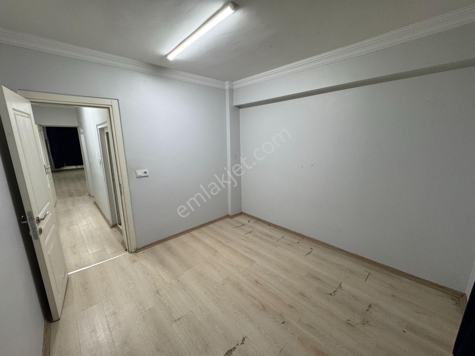 Turyap' Tan Fındıkzade Tramvayına Çok Yakın Satılık Boş Daire - Görsel 4