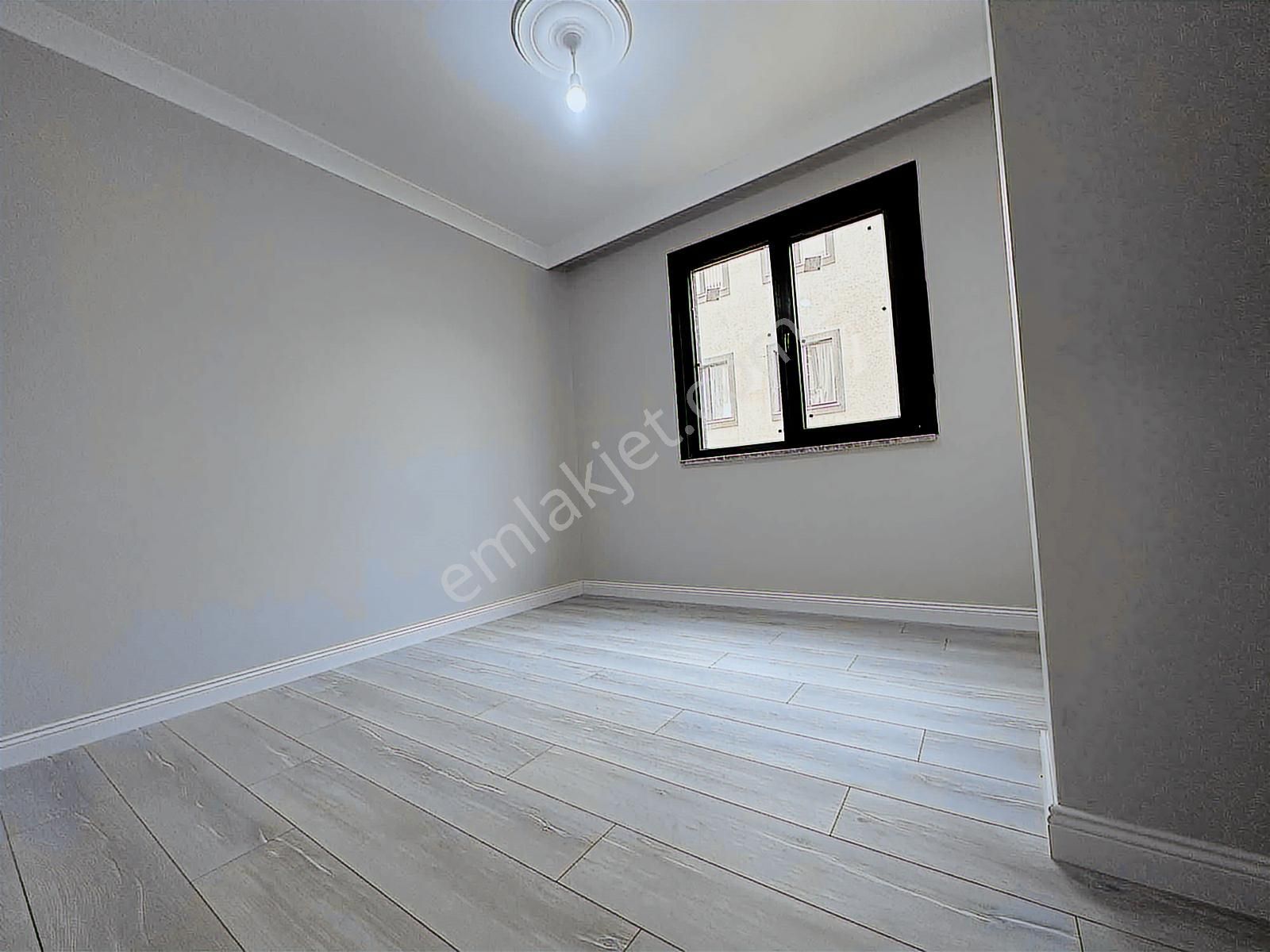 Cadde Üzeri Ebeveyn Banyolu 90m 2+1 Satılık Lüks Ara Kat Daire - Görsel 9