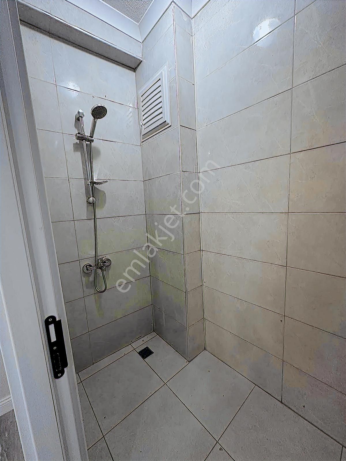 Cadde Üzeri Ebeveyn Banyolu 90m 2+1 Satılık Lüks Ara Kat Daire - Görsel 7