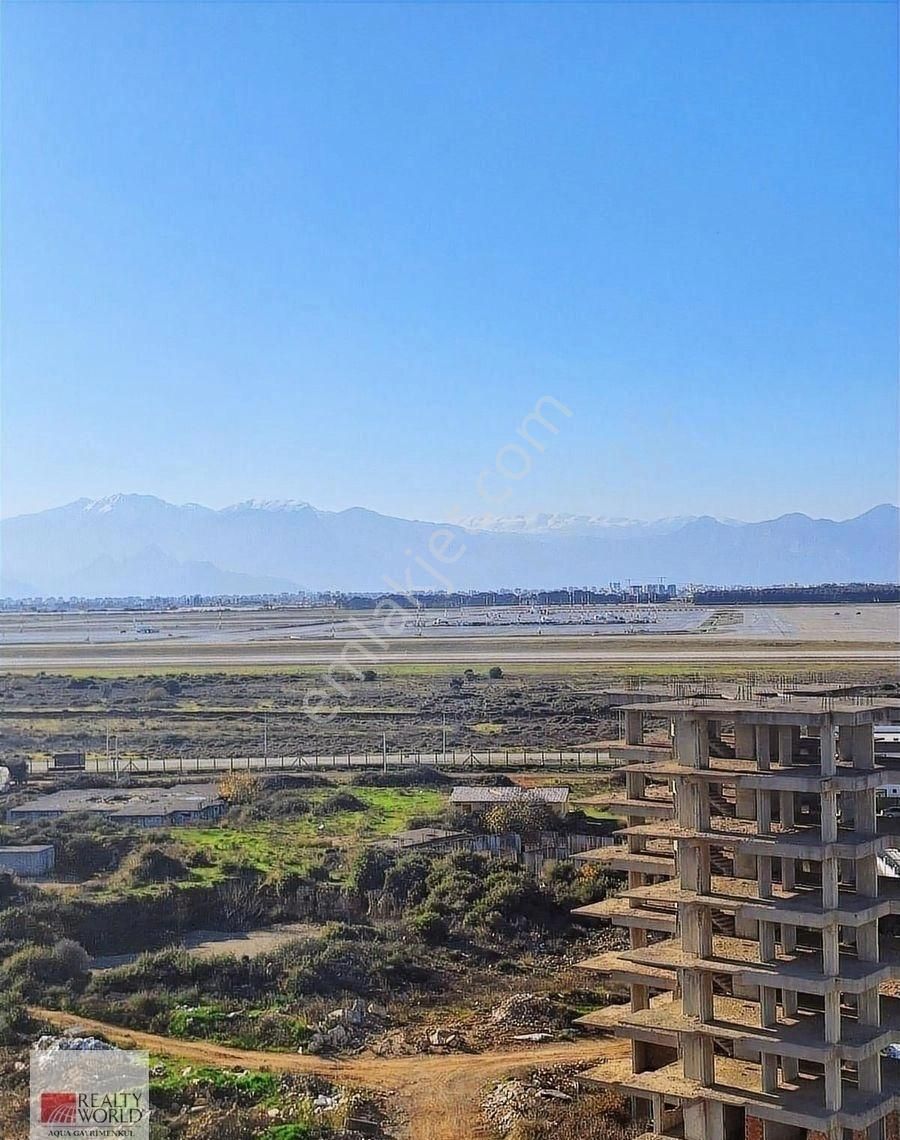 Altıntaş'ta Deniz Manzaralı 2+1 Havuzlu Sitede Satılık Daire - Görsel 24