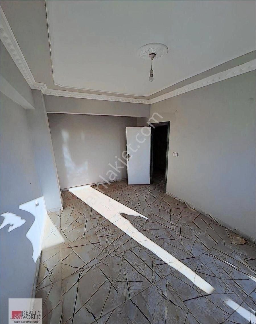 Altıntaş'ta Deniz Manzaralı 2+1 Havuzlu Sitede Satılık Daire - Görsel 16