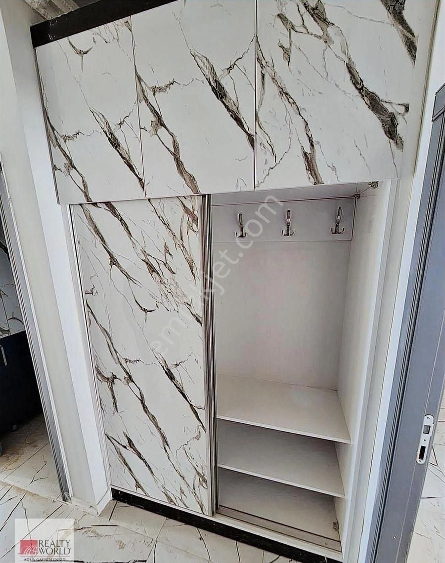 Altıntaş'ta Deniz Manzaralı 2+1 Havuzlu Sitede Satılık Daire - Görsel 3