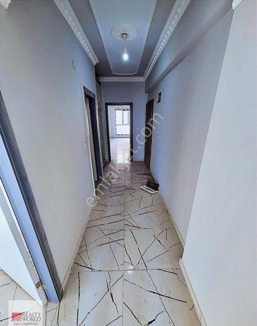 Altıntaş'ta Deniz Manzaralı 2+1 Havuzlu Sitede Satılık Daire - Görsel 33