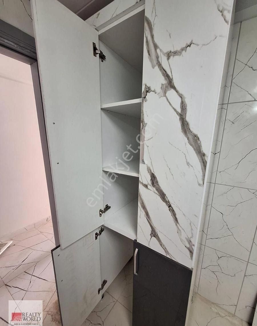 Altıntaş'ta Deniz Manzaralı 2+1 Havuzlu Sitede Satılık Daire - Görsel 13