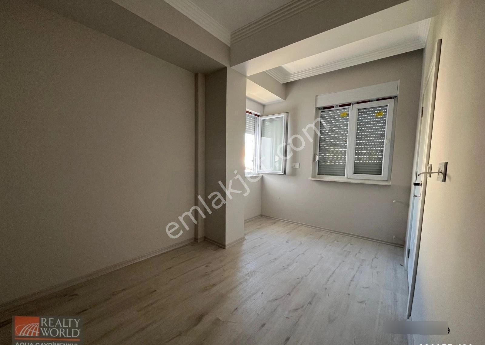 Şehir Merkezi'nde 1+1 Tramvaya Yürüme Mesafesinde Satılık Daire - Görsel 6