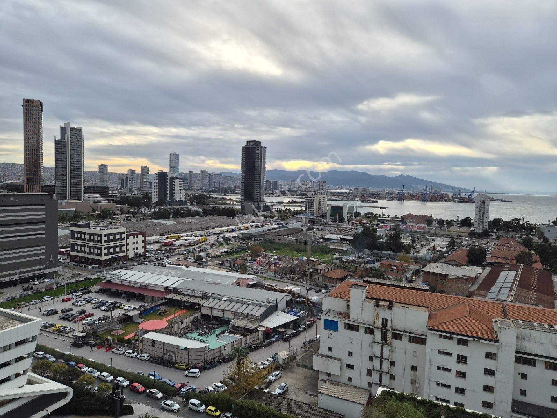 Bayraklı Folkart Towers Da Satılık 1+1 Daire - Görsel 6