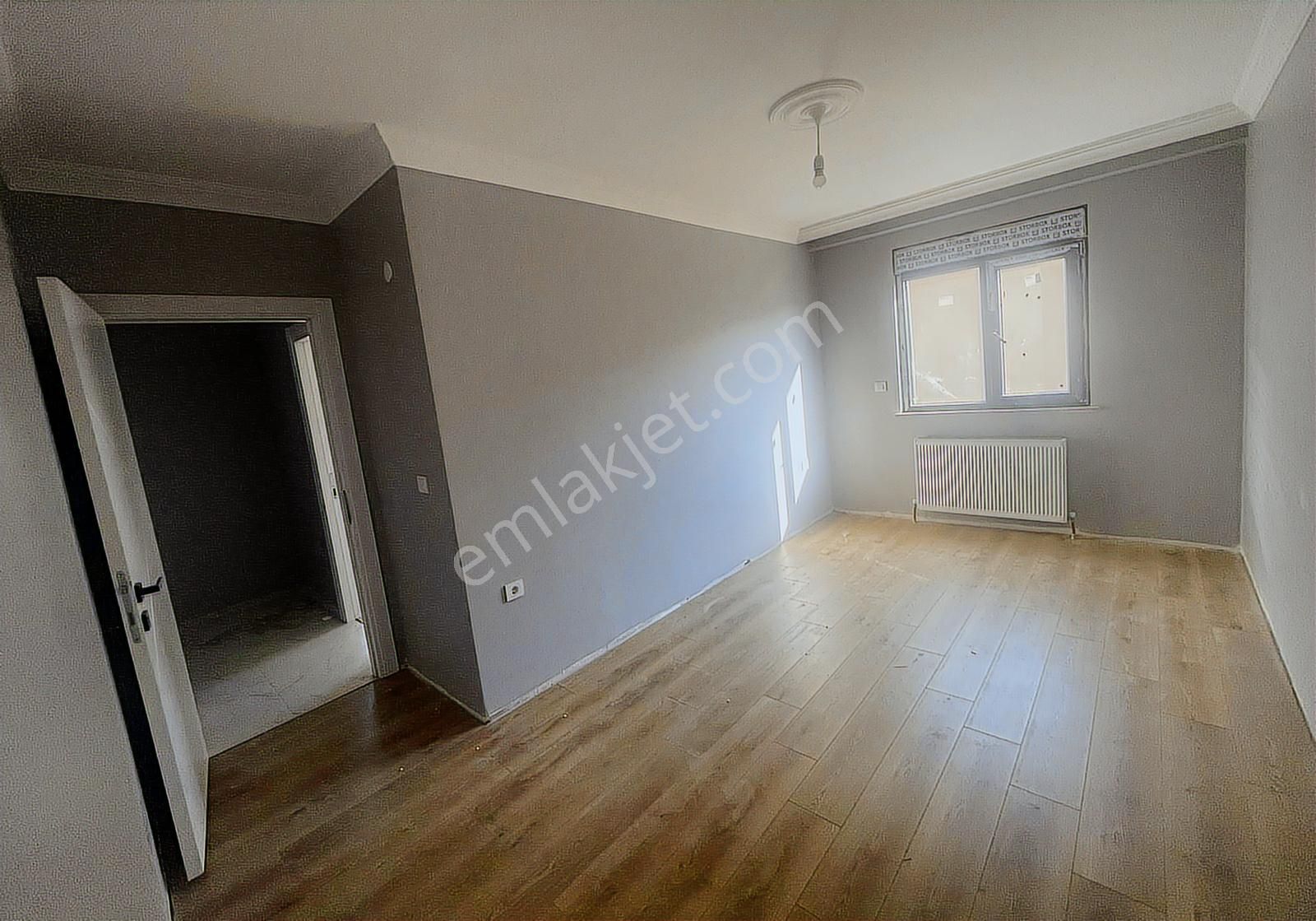 Sultanbeyli Hamidiye Mah. Göletin Yanında 3+1 Geniş Sıfır Daire - Görsel 14