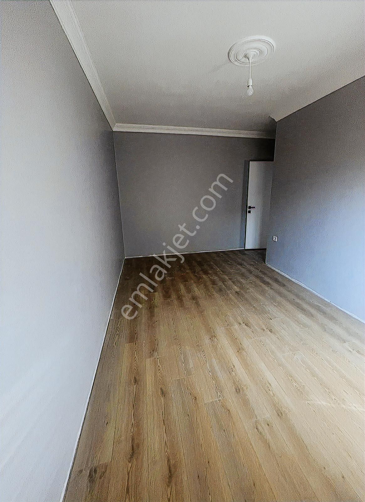 Sultanbeyli Hamidiye Mah. Göletin Yanında 3+1 Geniş Sıfır Daire - Görsel 27