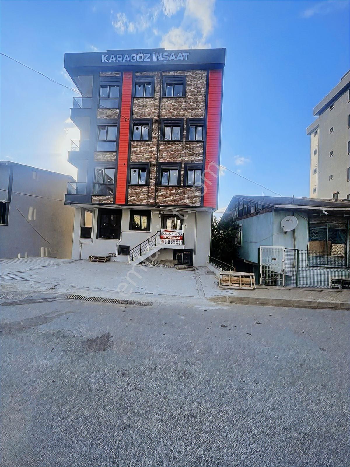 Sultanbeyli Hamidiye Mah. Göletin Yanında 3+1 Geniş Sıfır Daire - Görsel 2