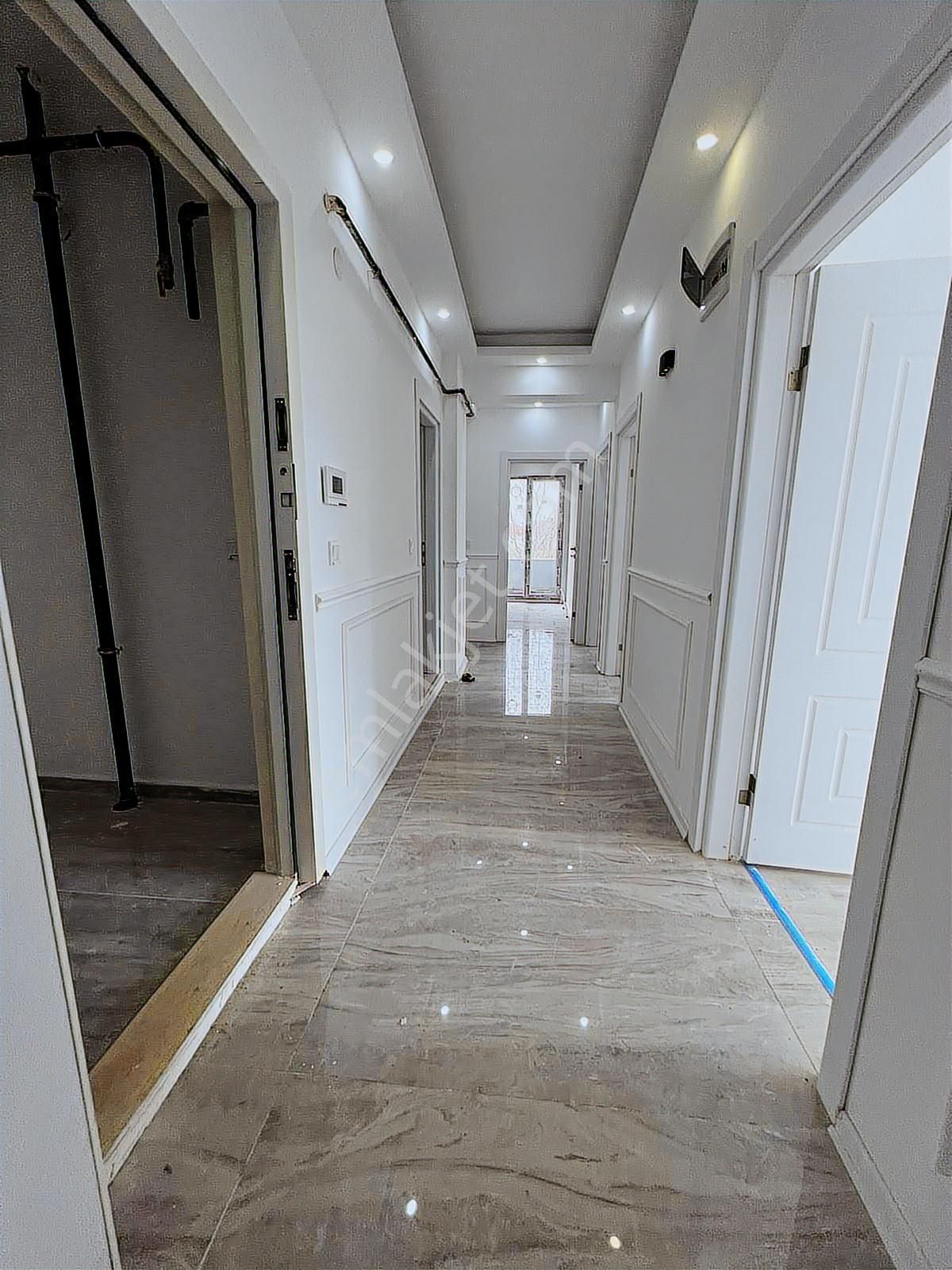 Lider'denistasyonmahasbaş Emliyetyanı Merkezikonumda3+1lüx Daire - Görsel 19