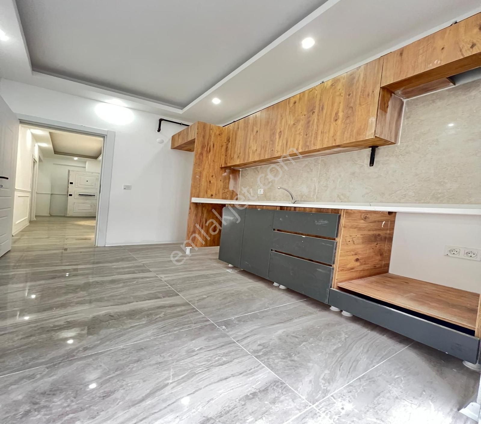 Lider'denistasyonmahasbaş Emliyetyanı Merkezikonumda2+1lüx Daire - Görsel 5