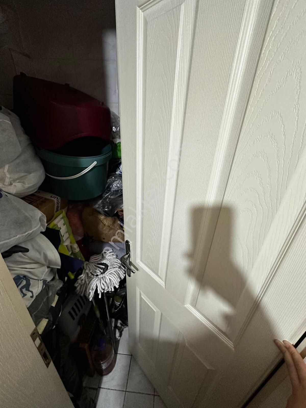 Nevmahalden Ahmediyede Merkezi Konumda Arakat Geniş Ferah Daire - Görsel 25