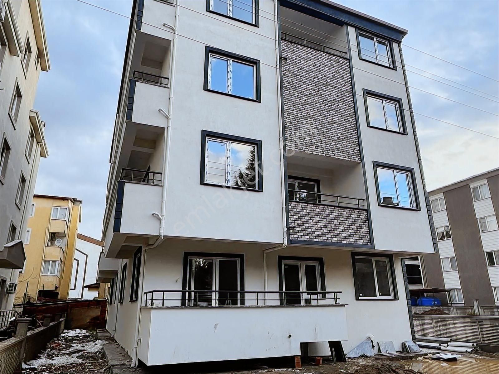 Merkezi Konumda Geniş Ferah Arakat Asansörlü 1+1 Daire - Görsel 16