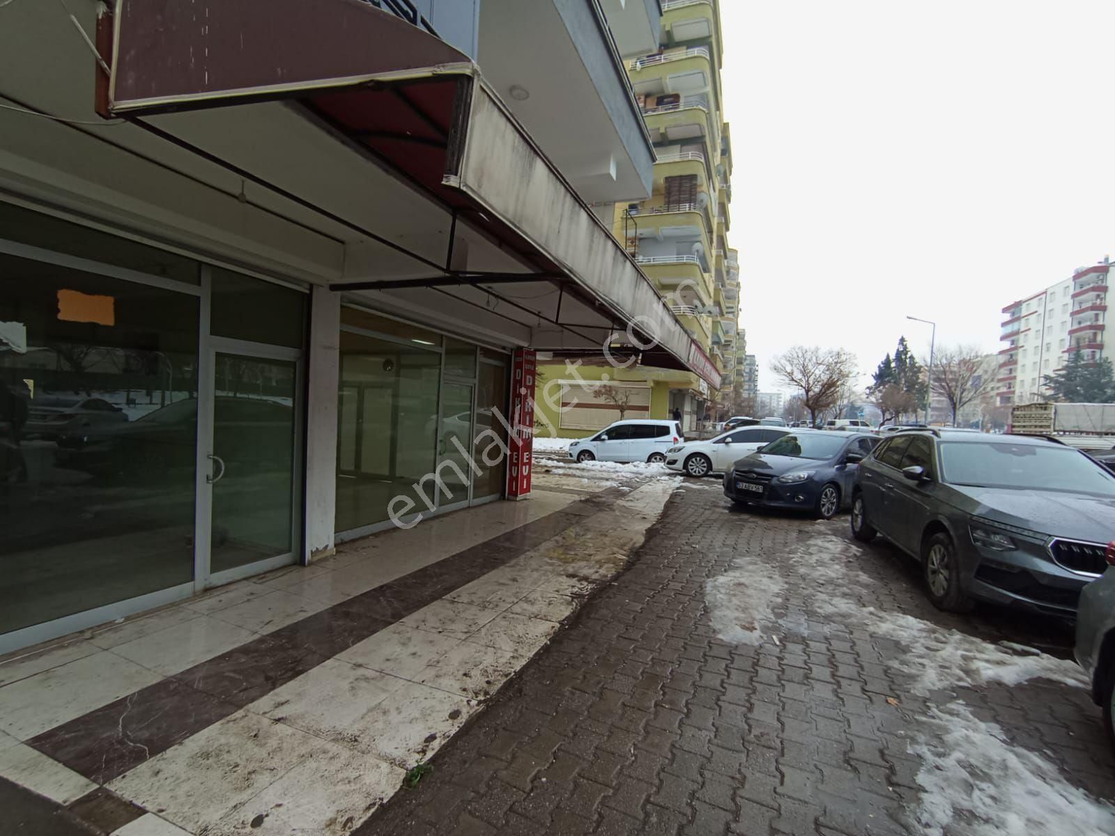 Diclekentte Cadde Üzeri İşlek Konumda Köşe Başı 110 M2 Kiralık Fırsat Dükkan - Görsel 8