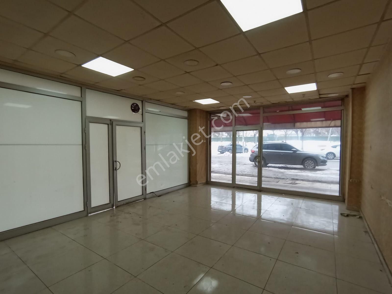 Diclekentte Cadde Üzeri İşlek Konumda Köşe Başı 110 M2 Kiralık Fırsat Dükkan - Görsel 9