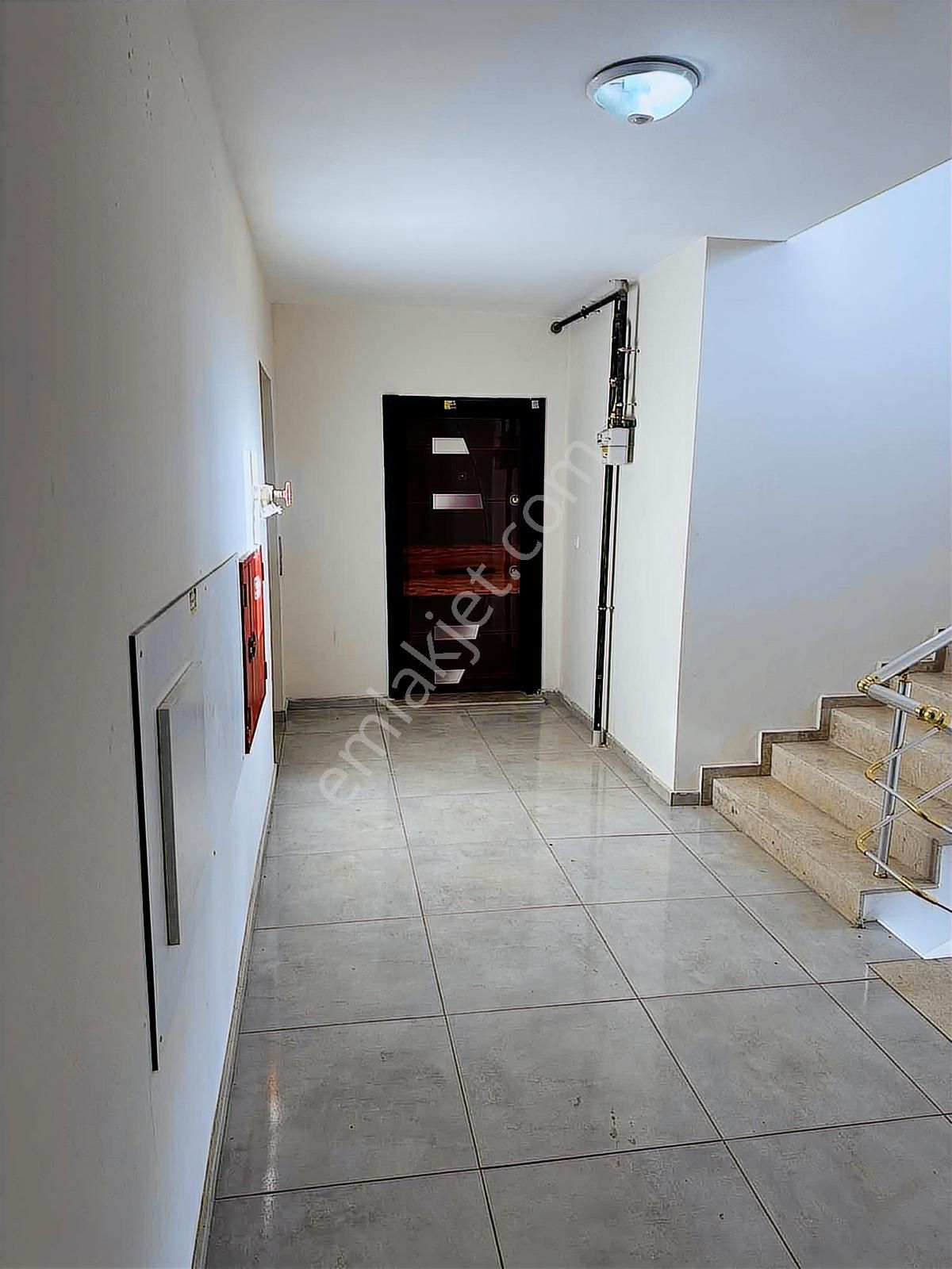 Stadyuma Yakın Kiralık 3+1 - Görsel 15