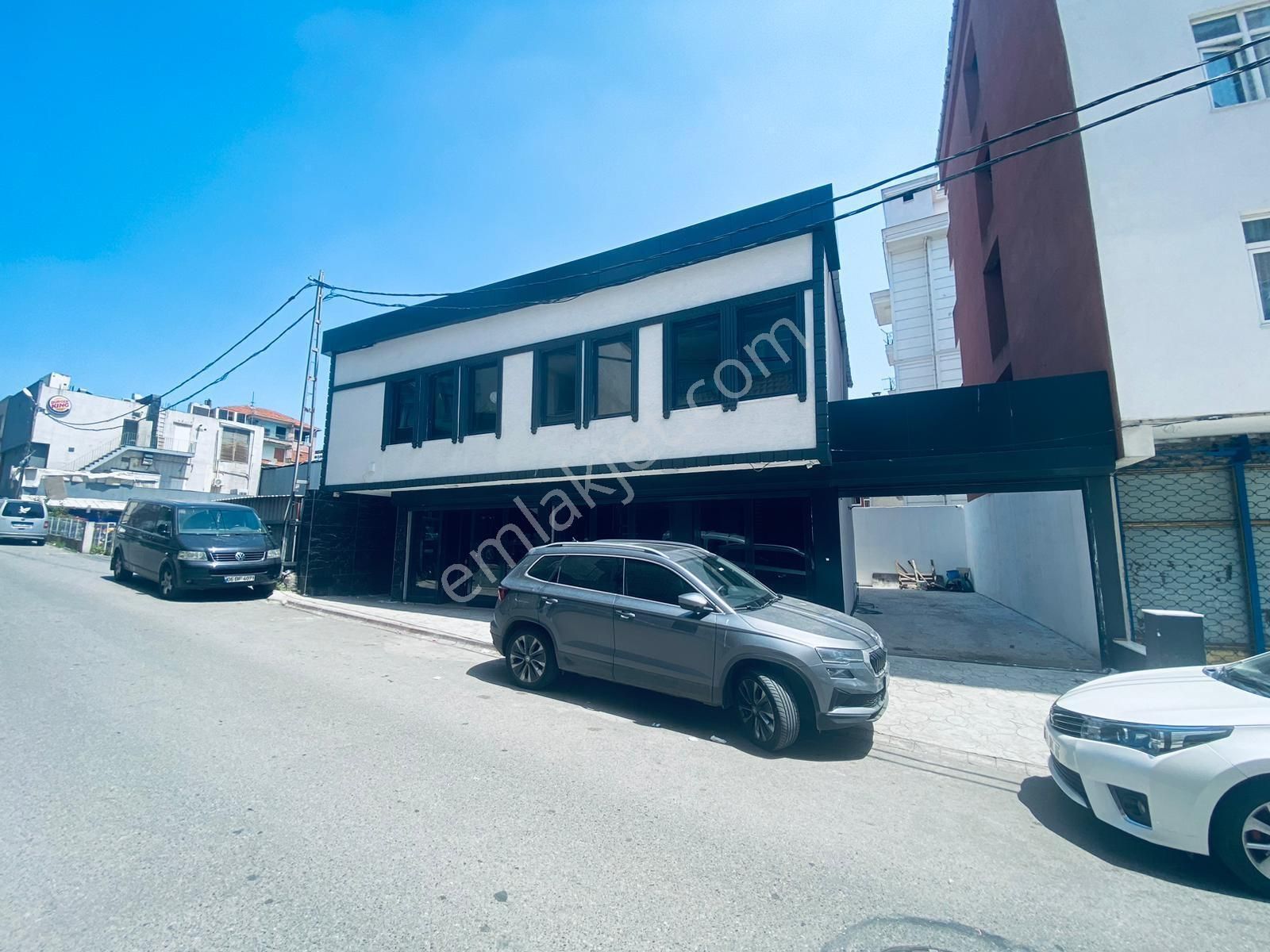 Alemdağ Caddesi Çevresi Yatırıma Uygun 400 M² Ticari Gayrimenk - Görsel 8