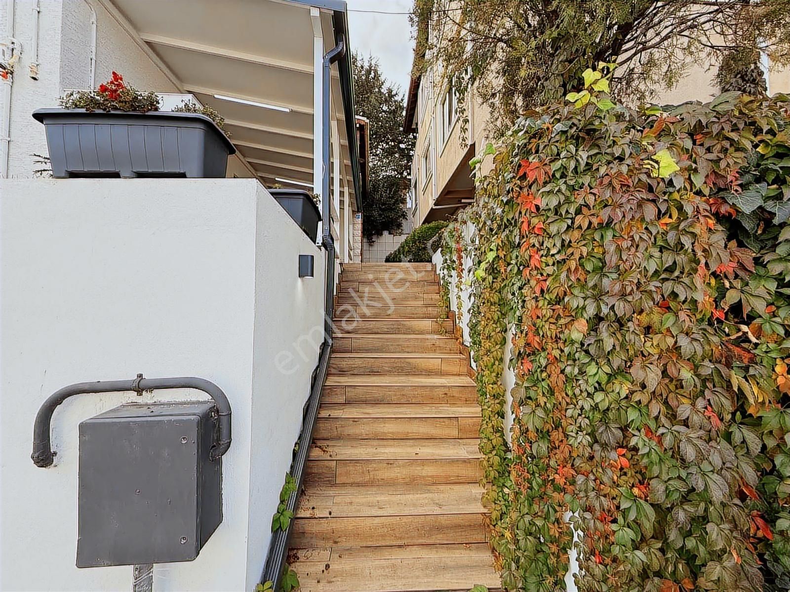 Serdivan İstiklal Mah. 5+1 Ultra Lüx Satılık Villa | Tapu54 - Görsel 3