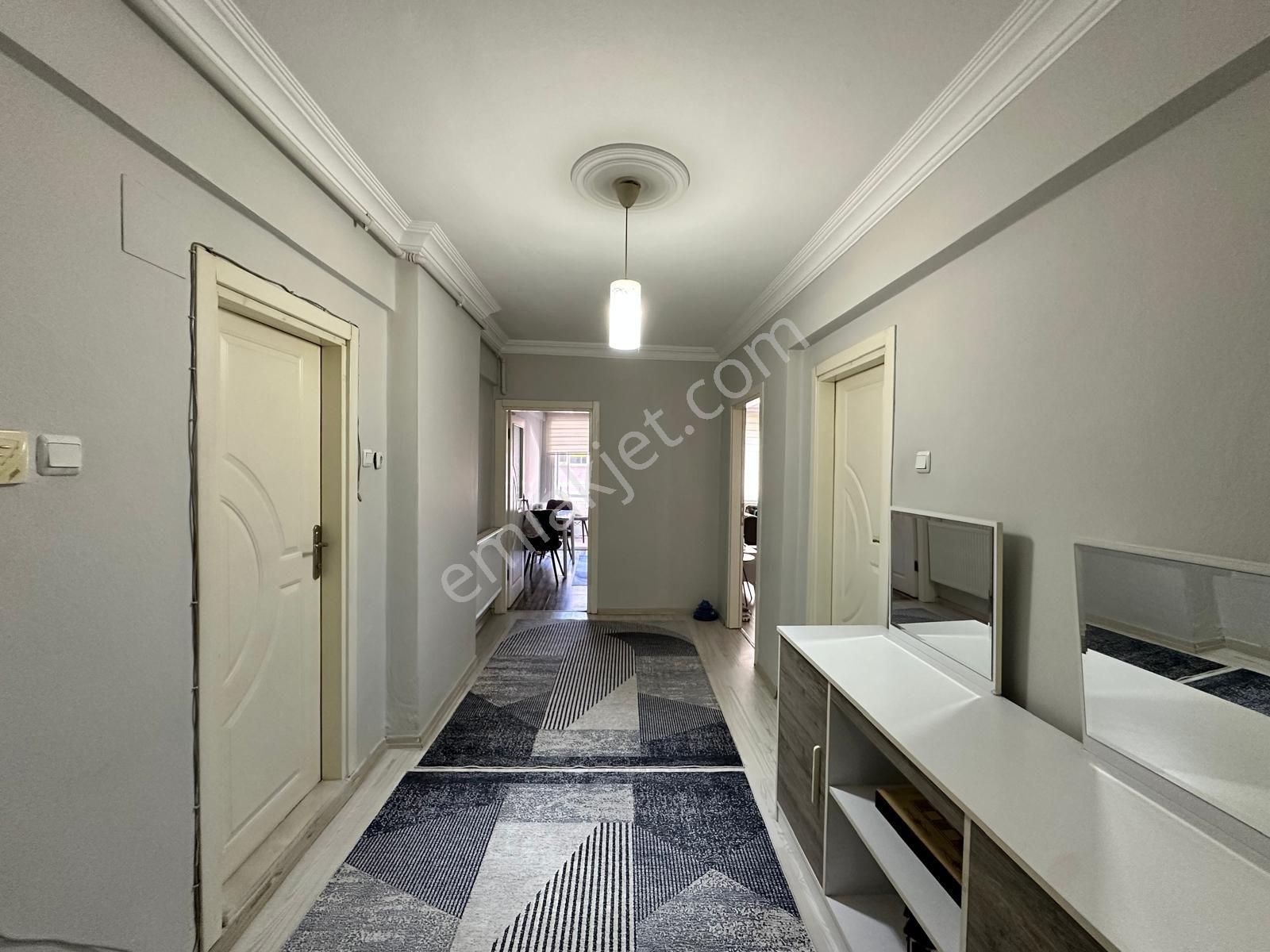 İlkadım Bulvar Üzerinde Satılık Daire Hançerli Mahallesinde - Görsel 7