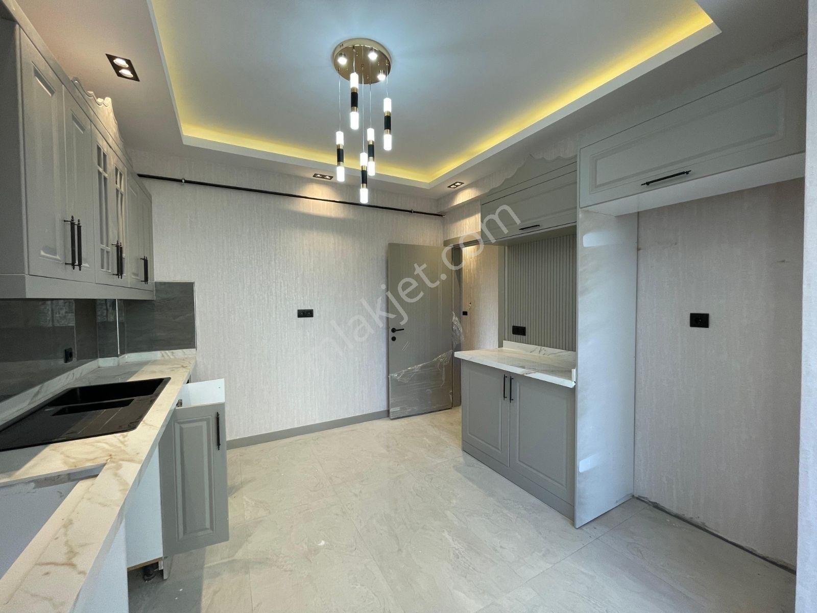 Z Group'dan Abdülhamidhan'ın Girişinde 2.5+1 Ultra Lüx 0 Daire - Görsel 16