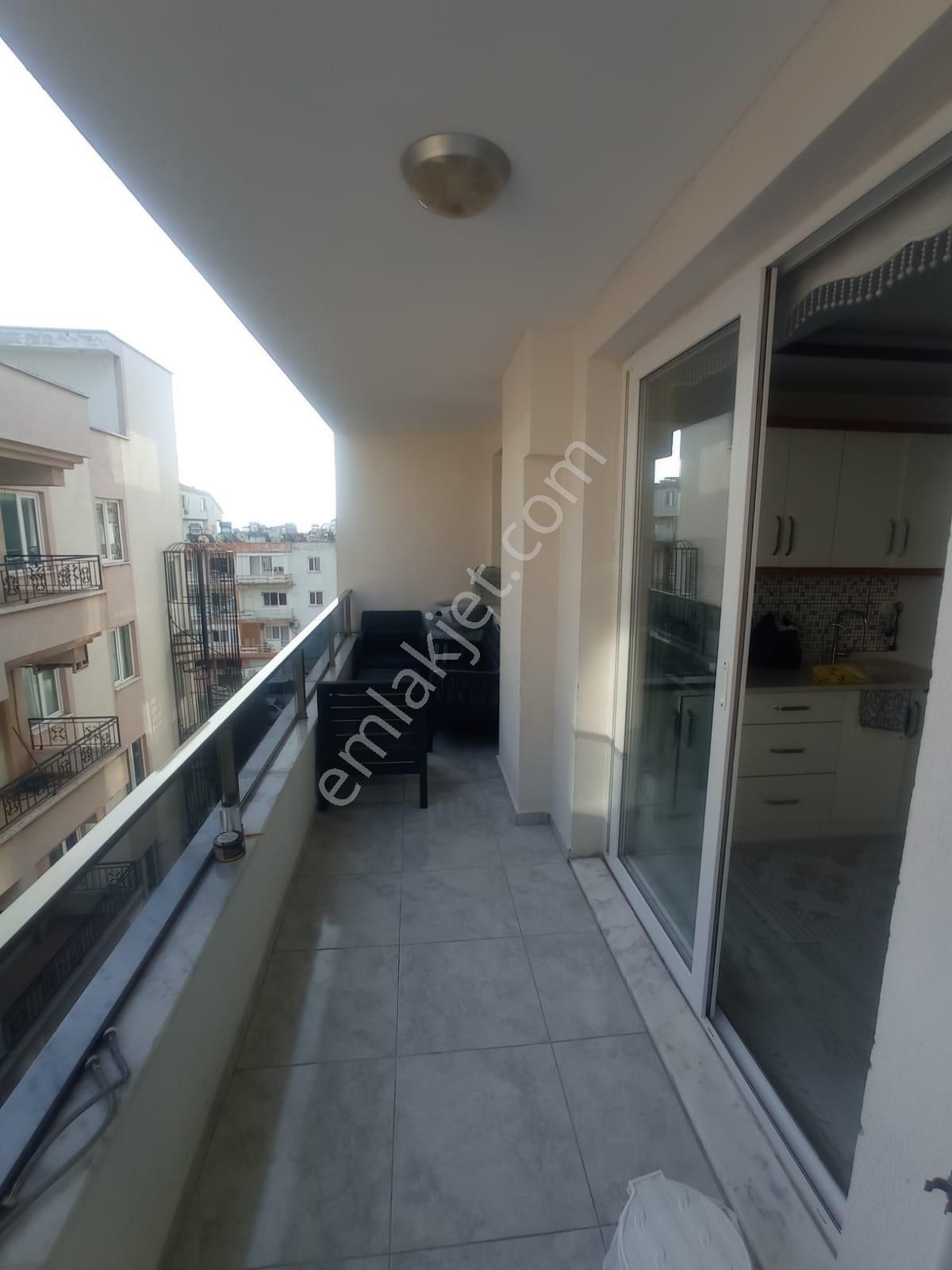 Didim'in Tam Merkezinde Asansörlü Binada Marafsız Kullanışlı Ve Konforlu 2+1 Satılık Daire - Görsel 10