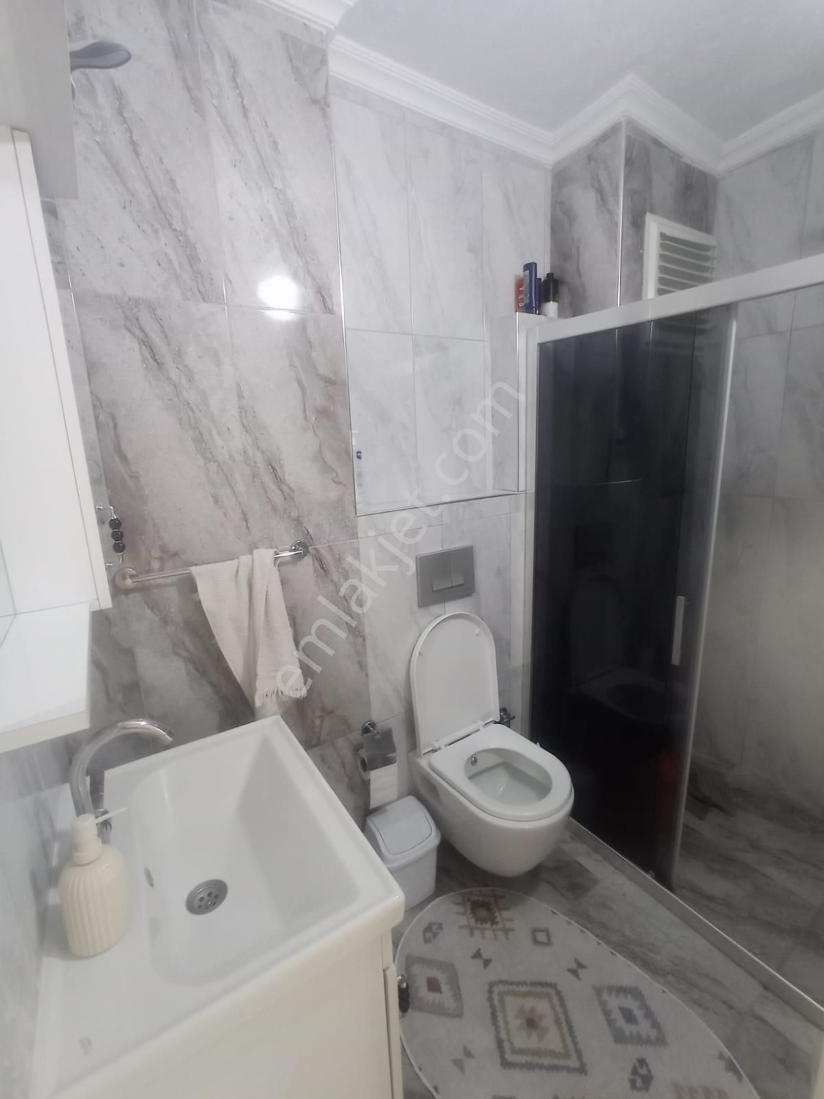 Didim'in Tam Merkezinde Asansörlü Binada Marafsız Kullanışlı Ve Konforlu 2+1 Satılık Daire - Görsel 9