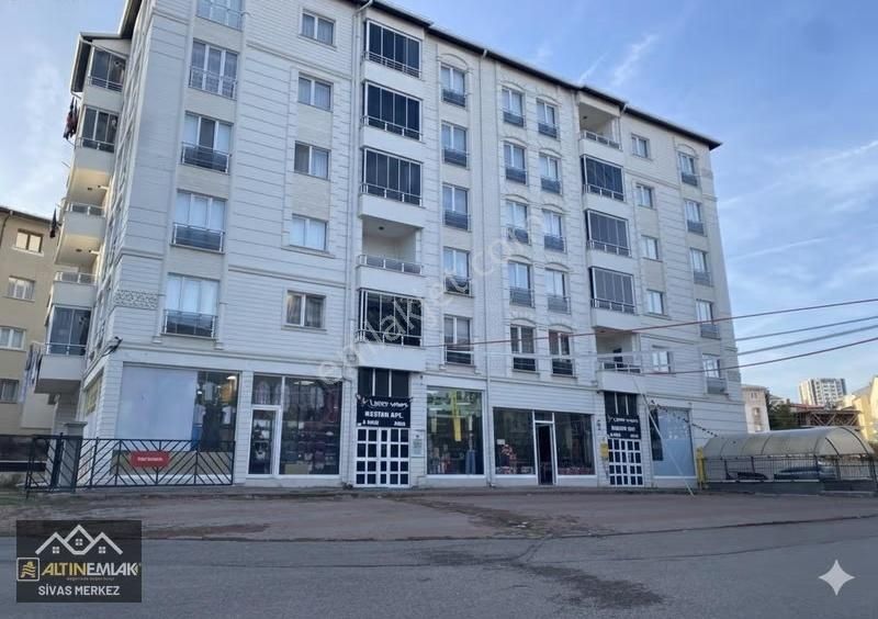 Altın Emlak Satıyor! Kılavuzun Kalbinde 562m2 Satılık Dükkan