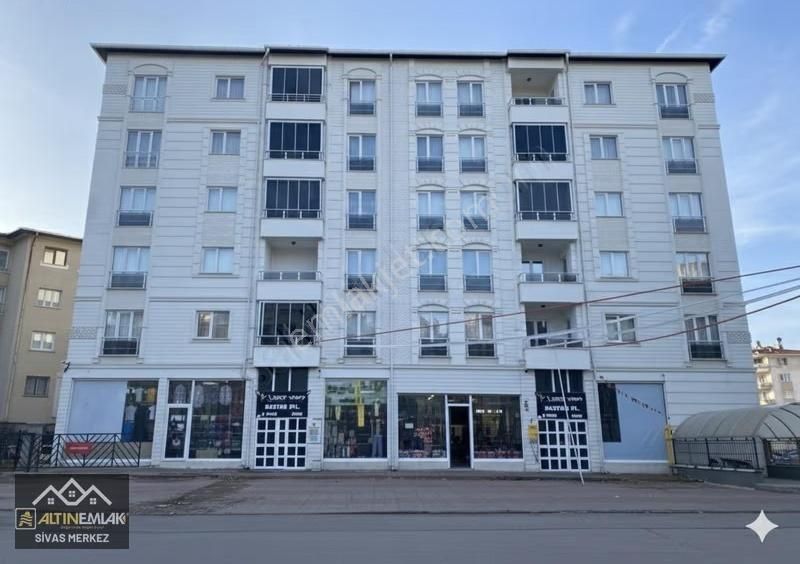 Altın Emlak Satıyor! Kılavuzun Kalbinde 562m2 Satılık Dükkan - Görsel 7