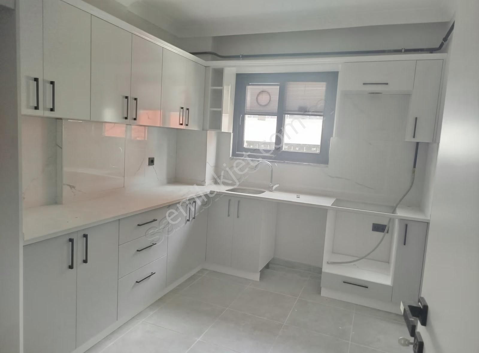 Alemdar Gayrimenkul Yeni Mah.cumr.ilk Okulu Altı Kiralık 2+1 - Görsel 18