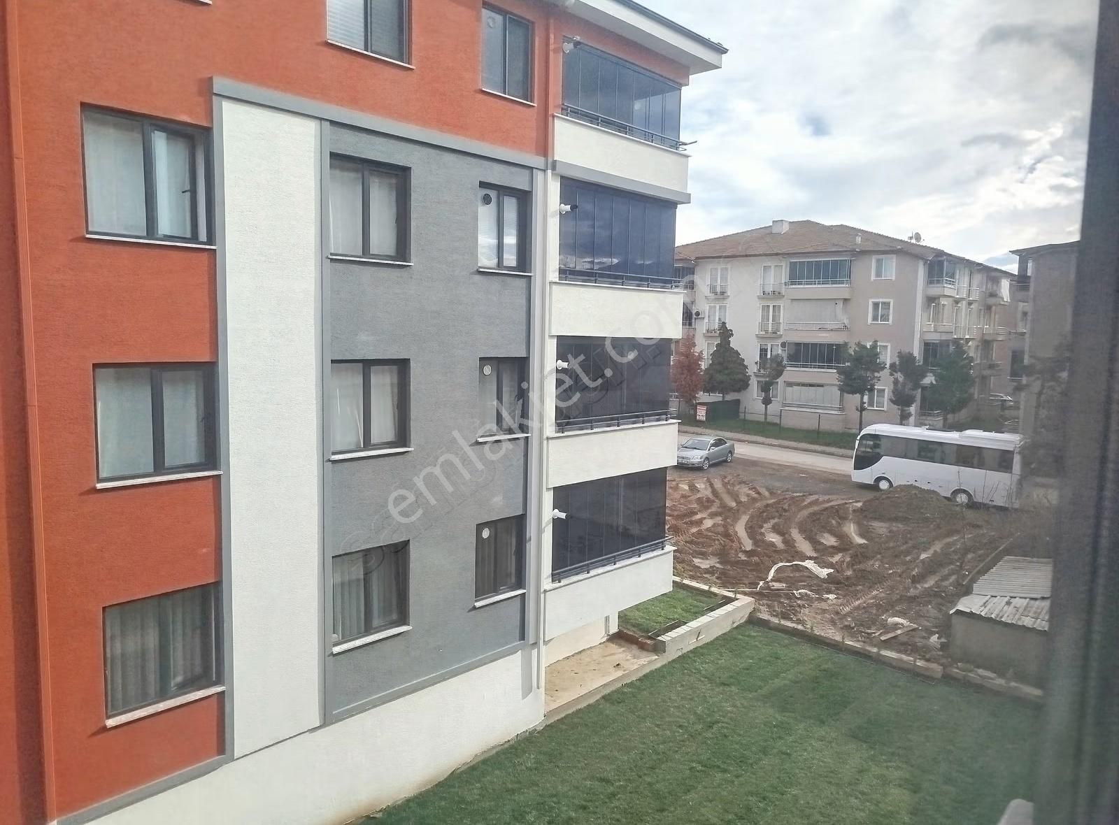 Alemdar Gayrimenkul Yeni Mah.cumr.ilk Okulu Altı Kiralık 2+1 - Görsel 27