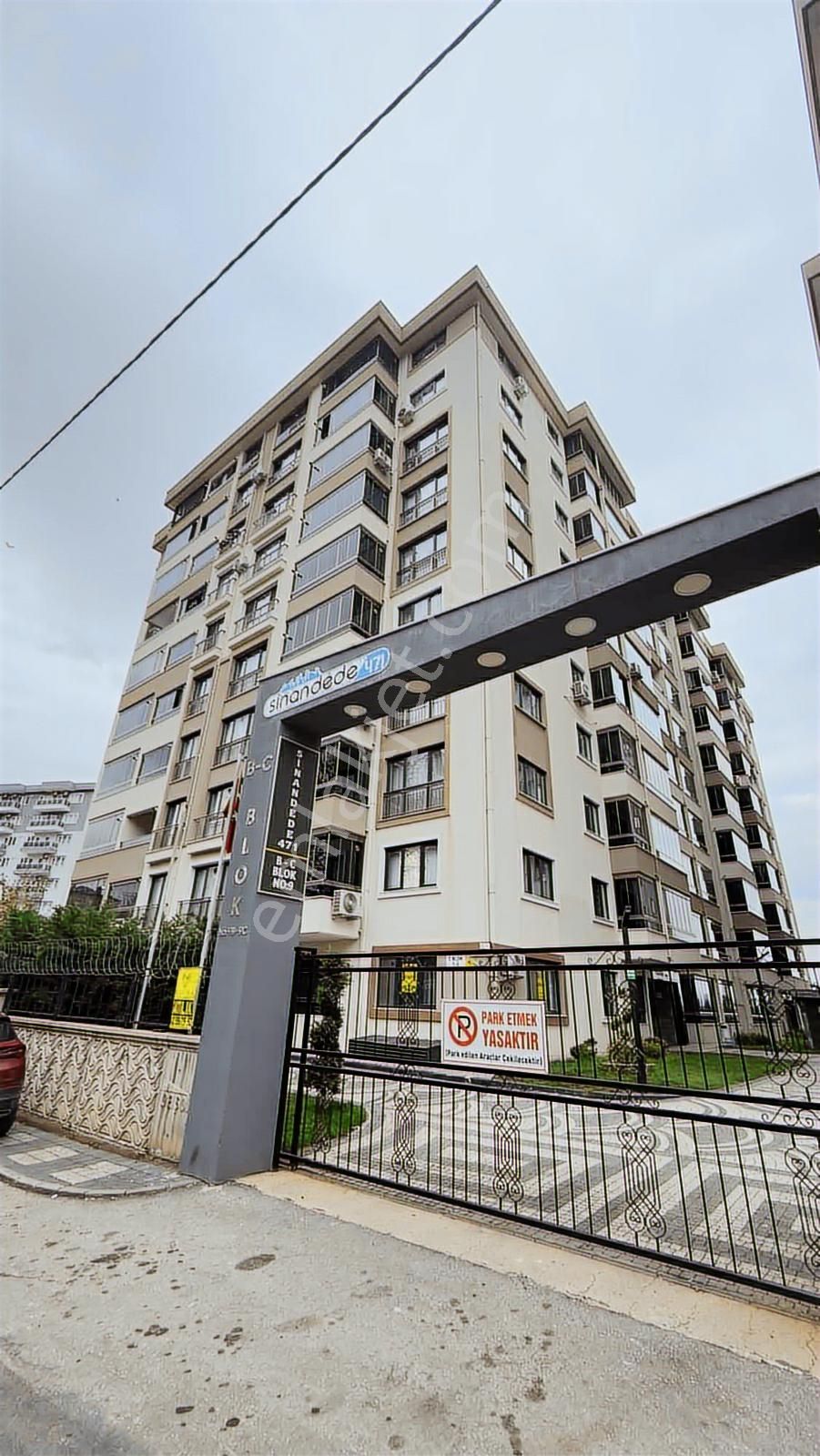 Bm Real Estate Sinandede'de Satılık 2+1 Fırsat Daire