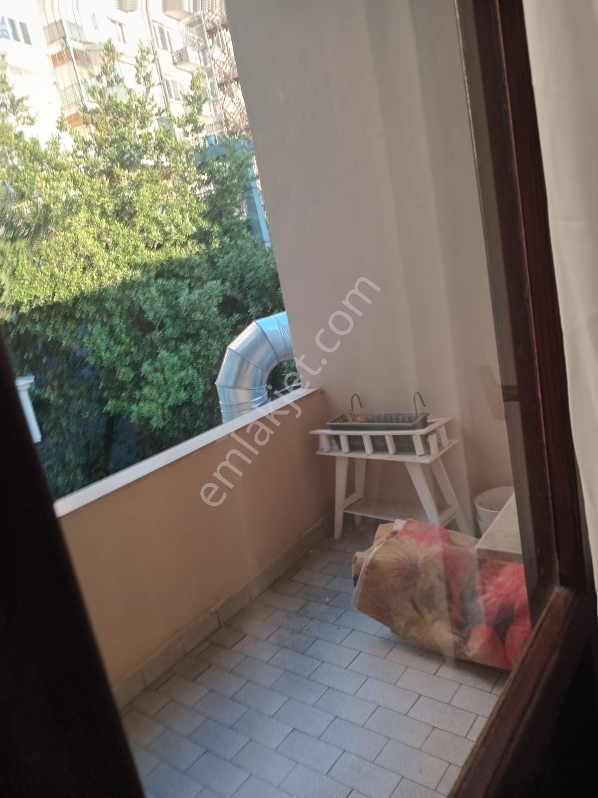 Şişili Harbiyede Radyo Evin Tarsi Sokaginda Bulunan Daire 2+1 Esyali Yl - Görsel 4