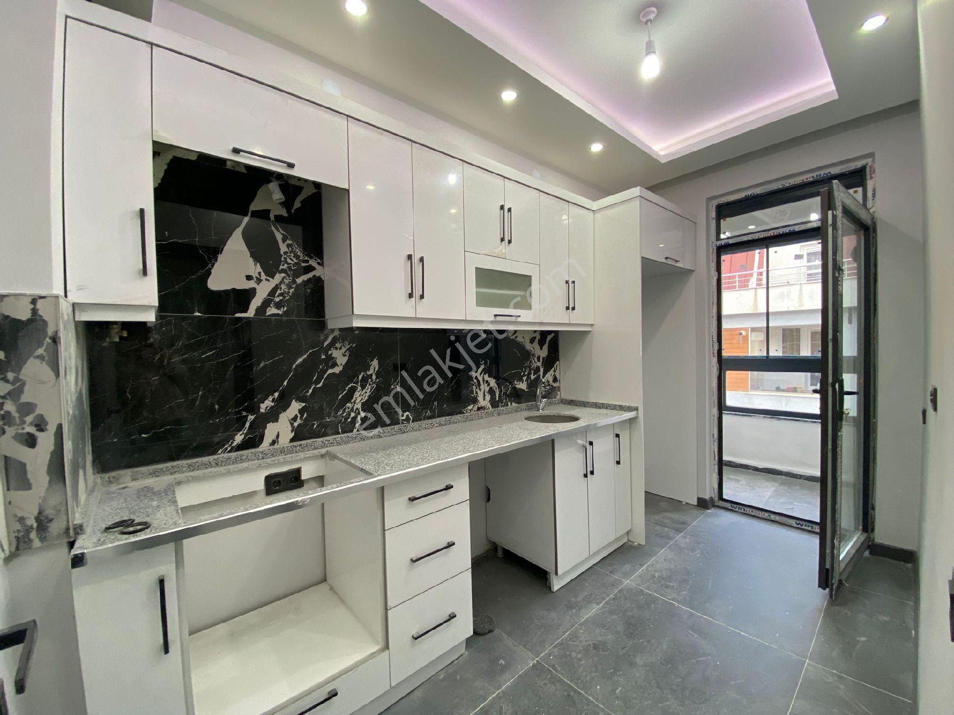 Camlıcada Birlik Cad 2+0