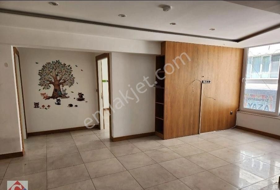 Görgün'den Atatürk Cad. 200m2 5 Bölümlü 1. Kat Kiralık Ofis - Görsel 18