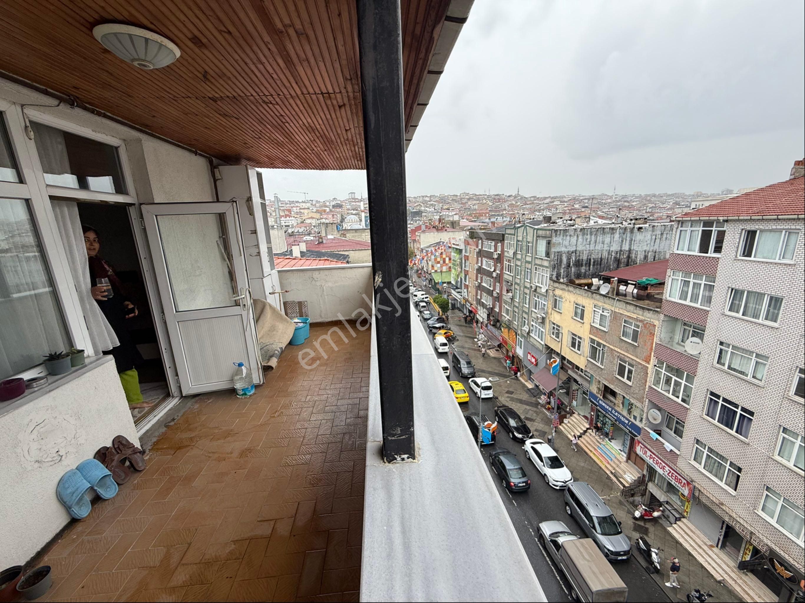 İnönü Caddesinde 4+1 130 M² 6.kat Satılık Kombili Daire - Görsel 5