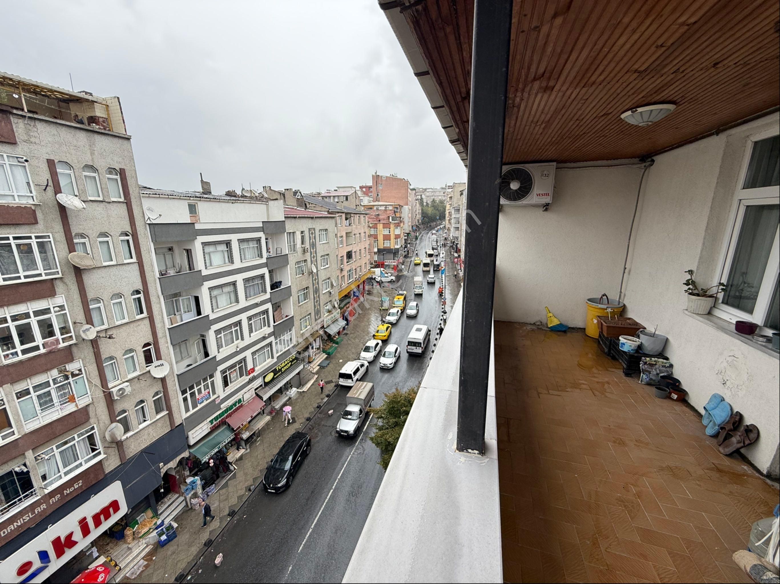 İnönü Caddesinde 4+1 130 M² 6.kat Satılık Kombili Daire