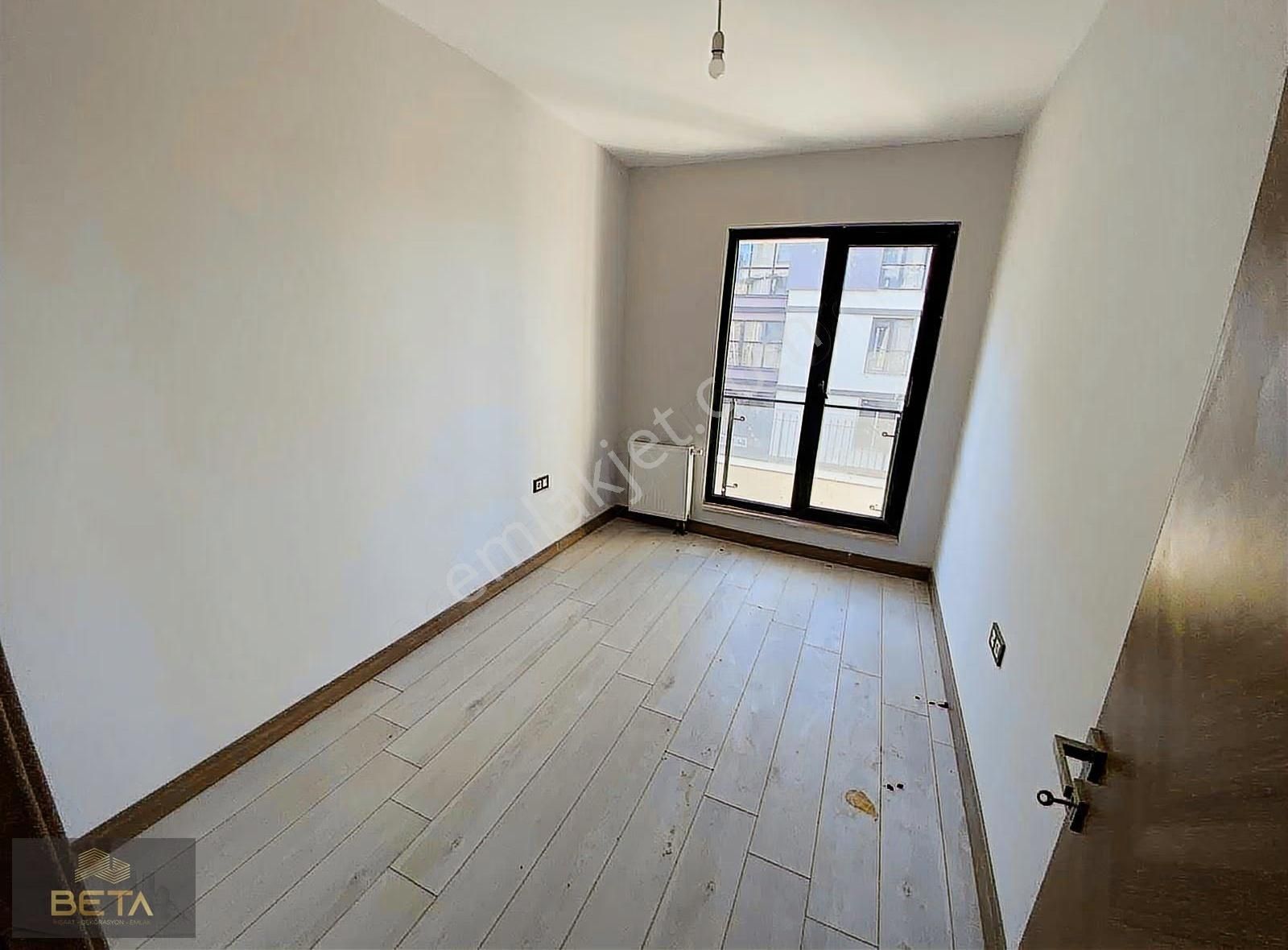 Göl Toki Evlerinde 3+1 Kapalı Mutfak Göl Manzaralı Kiralıkdaire - Görsel 8