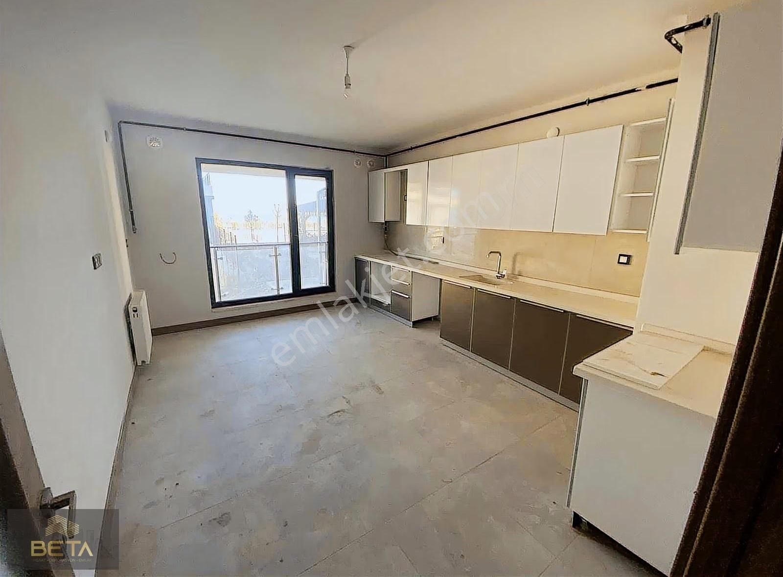 Göl Toki Evlerinde 3+1 Kapalı Mutfak Göl Manzaralı Kiralıkdaire